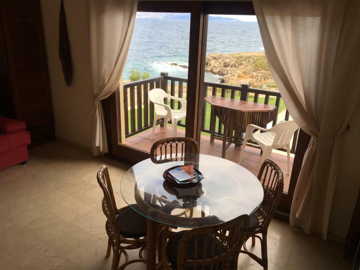 Apartamento L' Escala Exterior foto