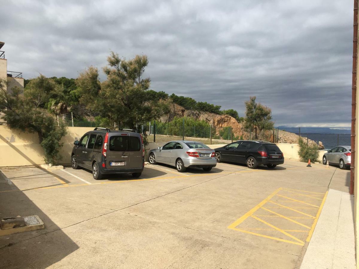 Apartamento L' Escala Exterior foto