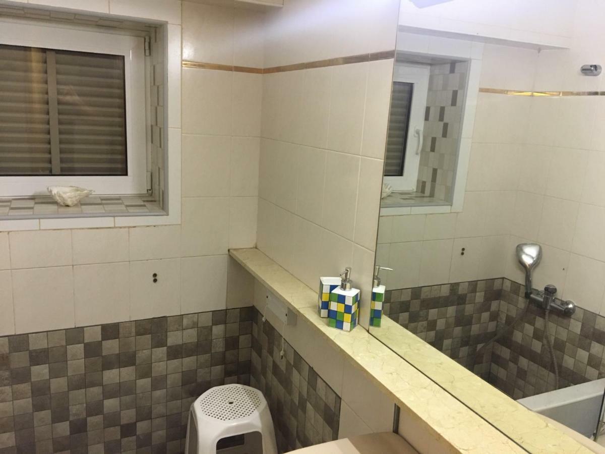 Apartamento L' Escala Exterior foto